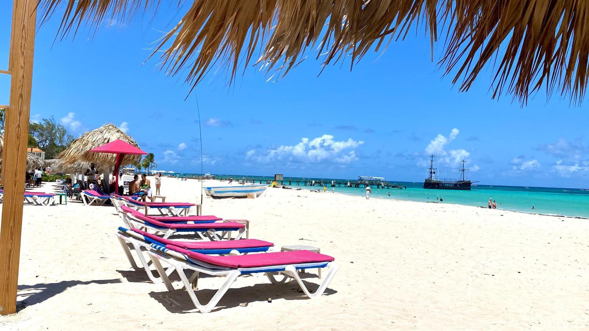 Madonna Pool Beach Los Corales Punta Cana Exteriér fotografie